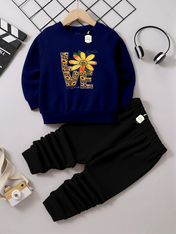 Kids' Graphic Crewneck Sweatshirt & Black Jogger Set – Cozy 2-Piece Fall/Winter Tracksuit AZ-1166