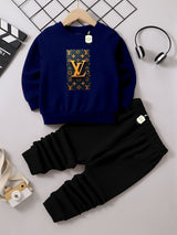 Kids' Graphic Crewneck Sweatshirt & Black Jogger Set – Cozy 2-Piece Fall/Winter Tracksuit AZ-1166