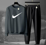 Graphic Sweatshirt & Jogger Tracksuit Set – Cozy 2-Piece Winter AZ-1199