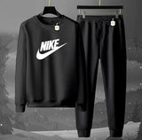 Graphic Sweatshirt & Jogger Tracksuit Set – Cozy 2-Piece Winter AZ-1199