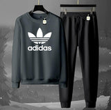Graphic Sweatshirt & Jogger Tracksuit Set – Cozy 2-Piece Winter AZ-1199
