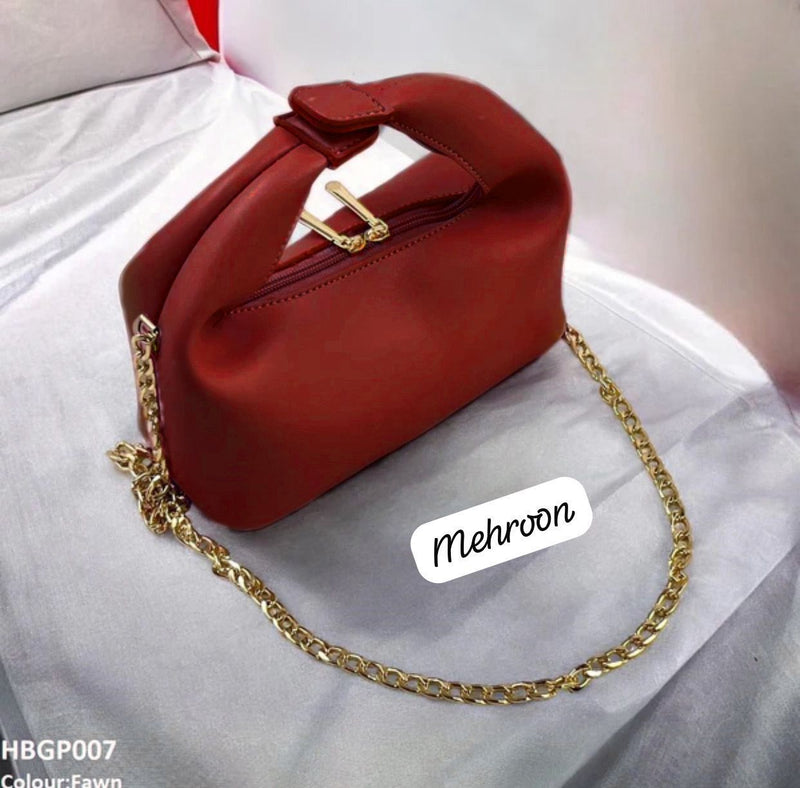 Chic Minimalist Soft-Knot Handbag with Gold Chain Strap  AZ-8822