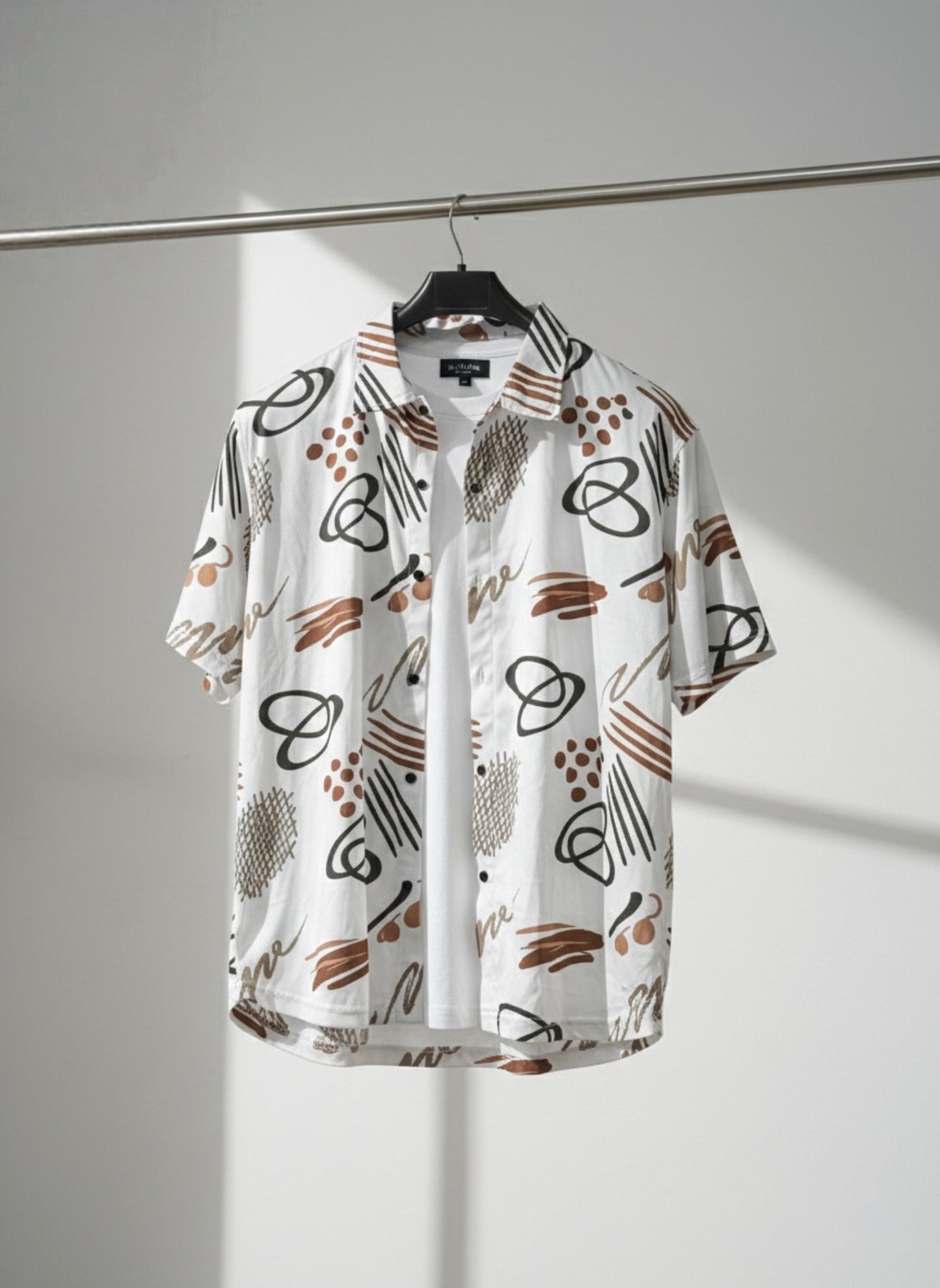 Urban Abstract Series: Men’s Casual Short-Sleeve Button-Down Resort Shirts AZ-1000